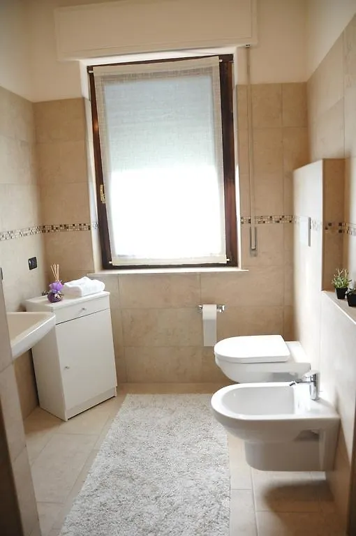 Maura Appartamenti Peschiera del Garda Apartment