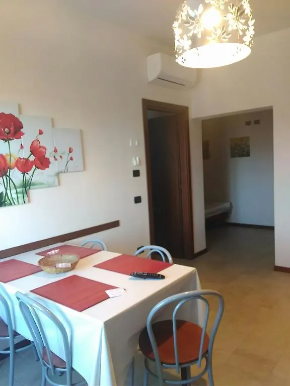 Maura Appartamenti Peschiera del Garda Italy